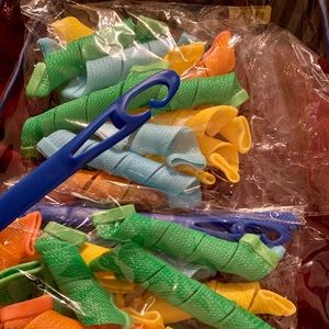 Hook and Curl. Curlers (2 sets)